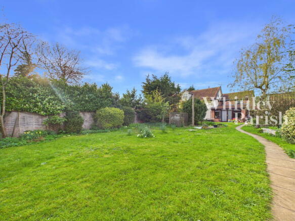 3 bed property, in Stacksford, £450,000