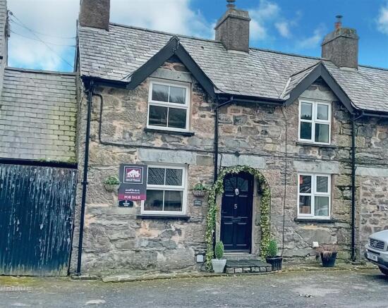 Land, in Ysbyty Ifan, £149,500