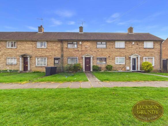 3 bed property, in Glebeland Road, £210,000