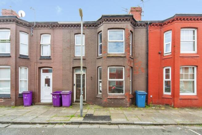3 bed property, in Melling Avenue, £90,000