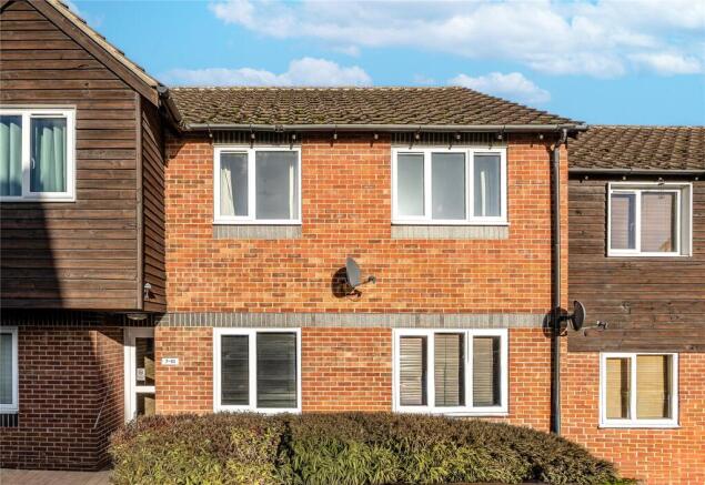 1 bed property, in All Saints Court, £160,000