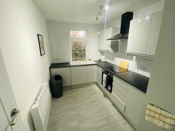 3 bed property, in High Street, £249,000