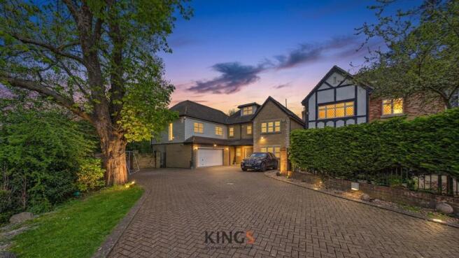5 bed property, in St. James Road, £1,500,000