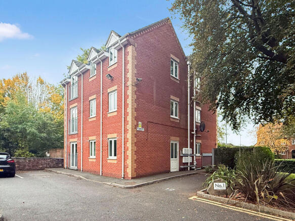 2 bed property, in James Street, £50,000
