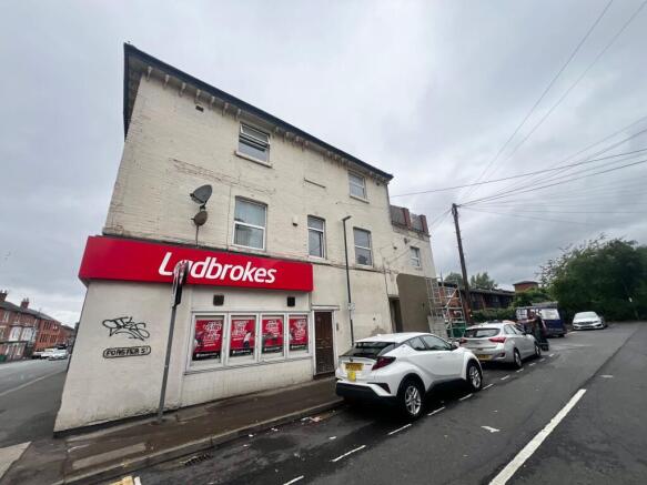 2 bed property, in Ilkeston Road, £85,000