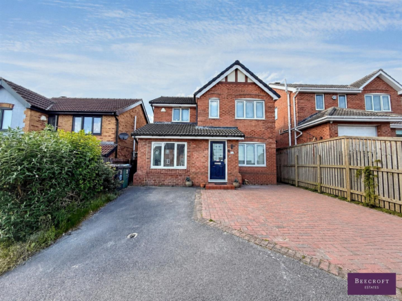 3 bed property, in Cowley Green, £325,000