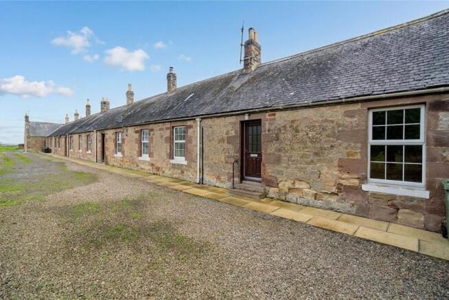 2 bed property, in 6 Little Swinton Farm Cottage, £160,000