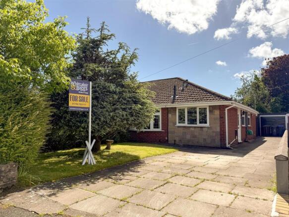 2 bed property, in James Way, £220,000