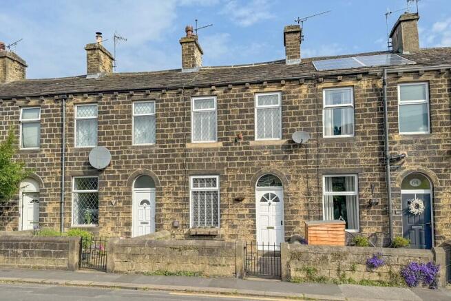 2 bed property, in 66 Main Street, £197,500