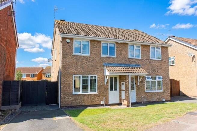 3 bed property, in Coulson Close, £247,950