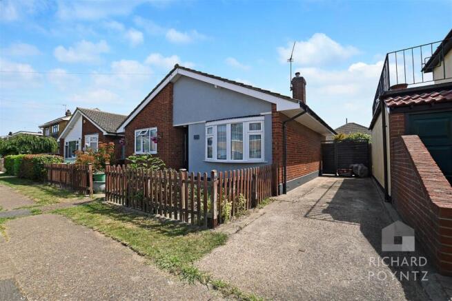 2 bed property, in San Remo Road, £325,000