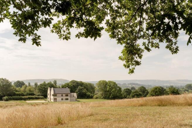 5 bed property, in Harefield Farmhouse, £2,000,000
