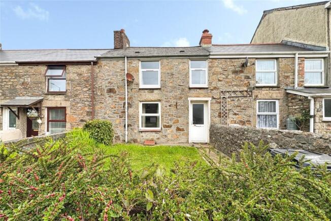 3 bed property, in College Street, £150,000
