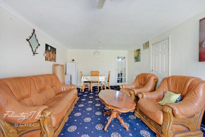 3 bed property, in Ancona Road, £450,000