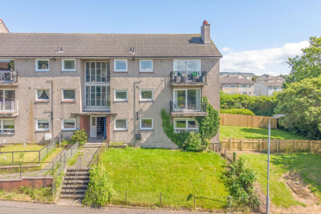 2 bed property, in Valeview Terrace, £62,500