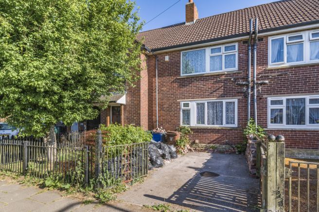 3 bed property, in Bowes Nook, £150,000