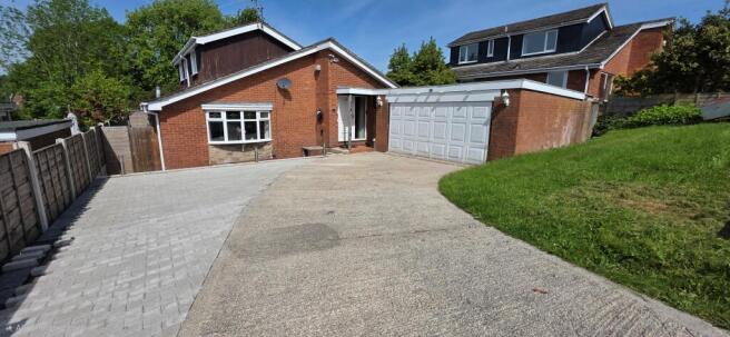 3 bed property, in The Ceal, £499,950