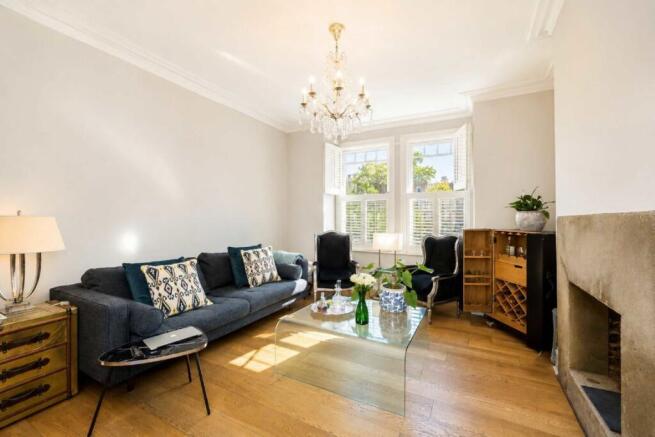 3 bed property, in Glenroy Street, £1,950,000