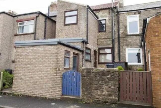 3 bed property, in 5 York Terrace, £35,000