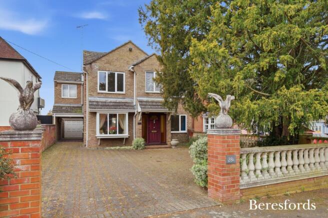 3 bed property, in St. Peters Road, £600,000