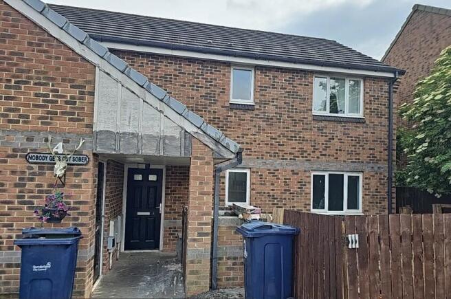 2 bed property, in 3 Hedgehope, £40,000