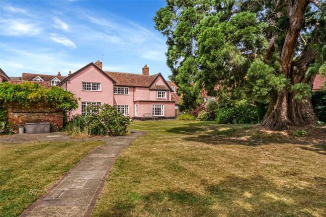 5 bed property, in Front Street, £699,950