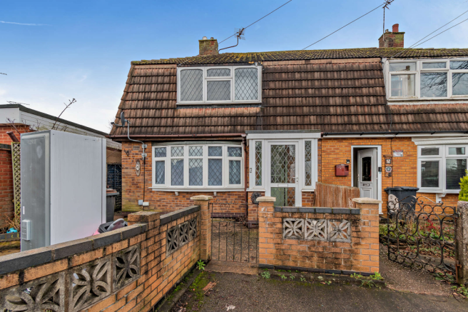 3 bed property, in Winster Close, £180,000