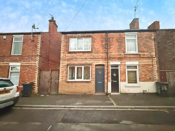 3 bed property, in Woods Terrace, £90,000