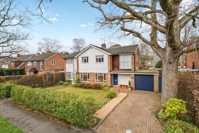 5 bed property, in Dartnell Park Road, £1,000,000