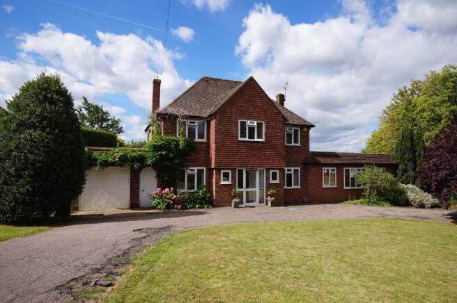 3 bed property, in Silverdale Avenue, £1,350,000