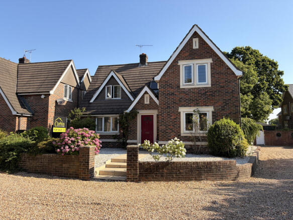 5 bed property, in Silverwood Close, £615,000