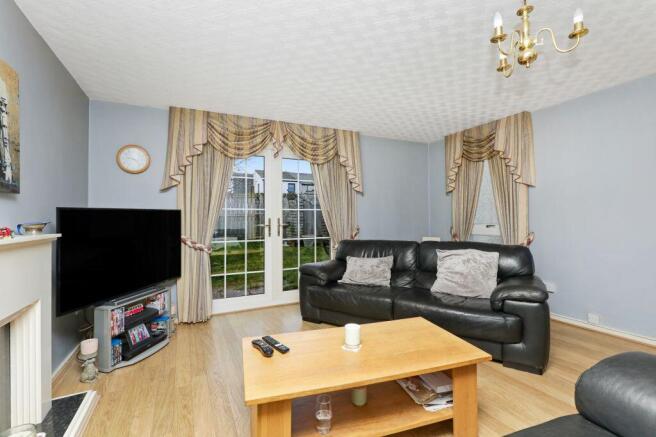 3 bed property, in 26 Hayfield, £240,000