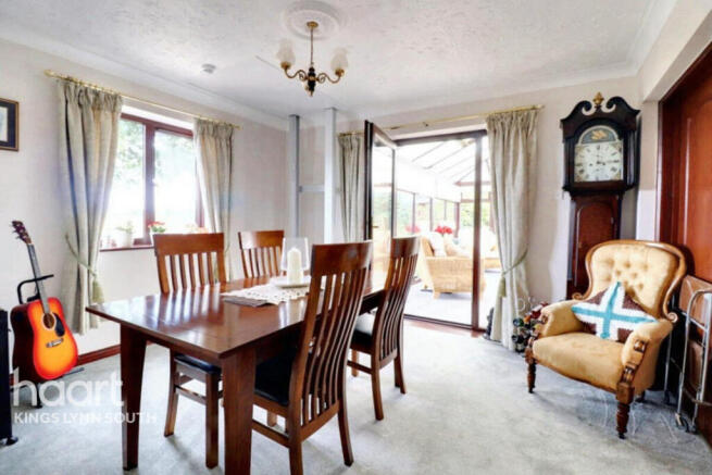 3 bed property, in Fen Road, £500,000