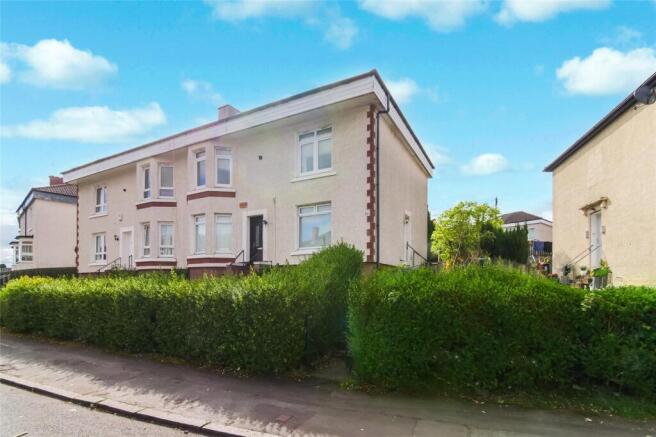 2 bed property, in Liberton Street, £105,000
