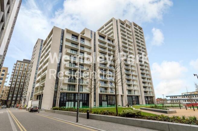 2 bed property, in Pienna Apartments, £550,000