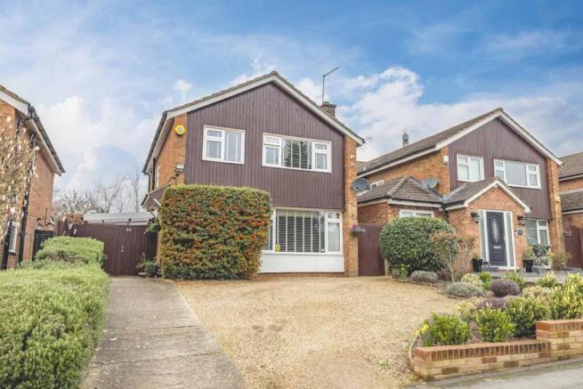 3 bed property, in Nursery Road, £625,000