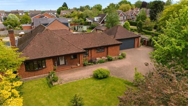 4 bed property, in Normanby Road, £550,000