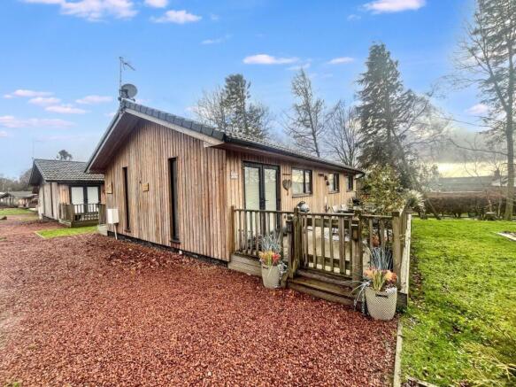 3 bed property, in 17, £180,000