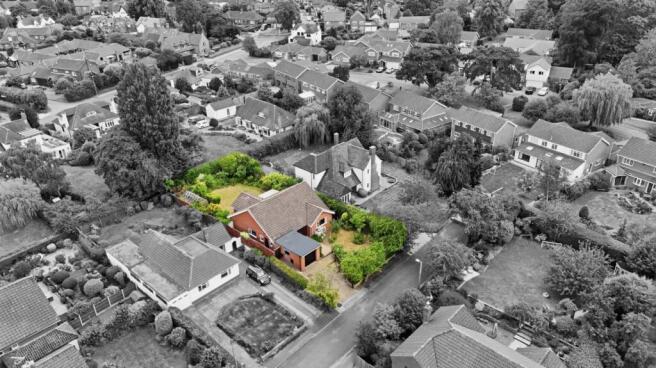2 bed property, in Cherry Tree Lane, £625,000