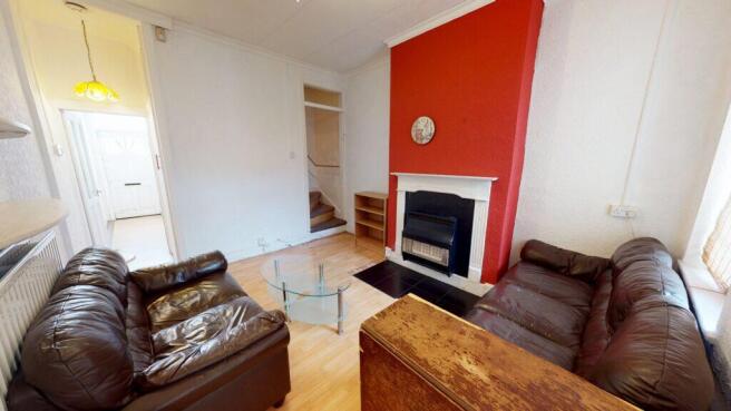 3 bed property, in North Road, £350,000