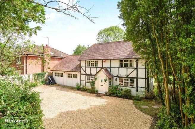 4 bed property, in Wildmoor Lane, £900,000