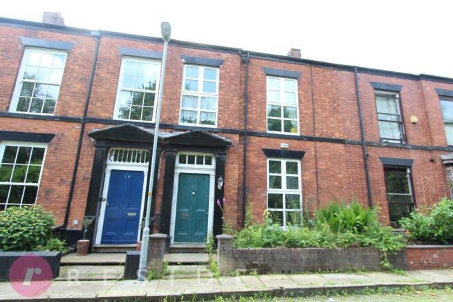 4 bed property, in St James Terrace, £200,000