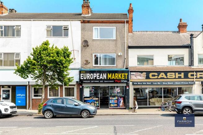 3 bed property, in Grimsby Road, £80,000