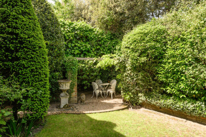 4 bed property, in Wilberforce Way, £3,250,000