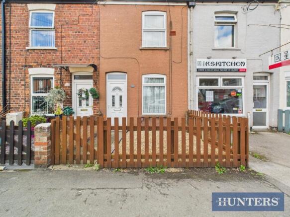 2 bed property, in Holme Church Lane, £135,000