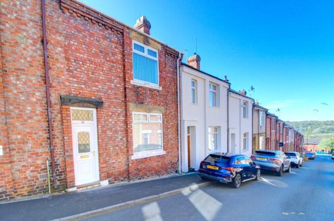 2 bed property, in Westmacott Street, £119,950