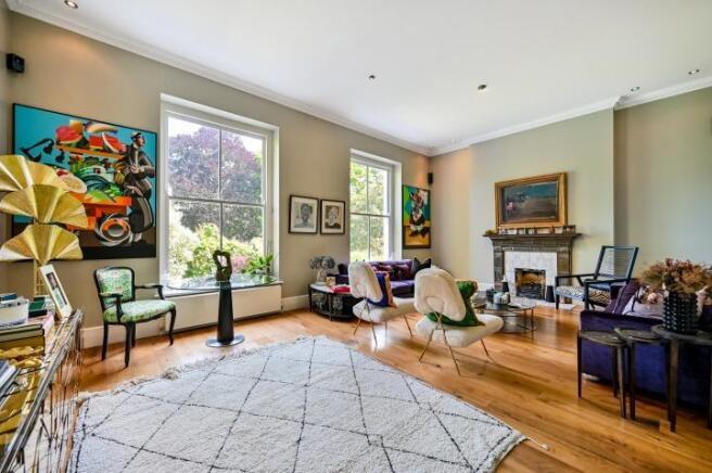 6 bed property, in Mill Plat, £2,225,000