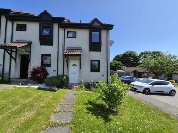 2 bed property, in 6 Fairview Crescent Danestone, £85,000