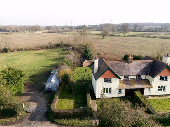 3 bed property, in Wyke Lane, £439,950