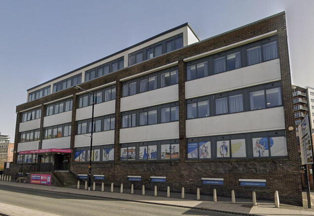 Studio, in St. James Boulevard, £29,500